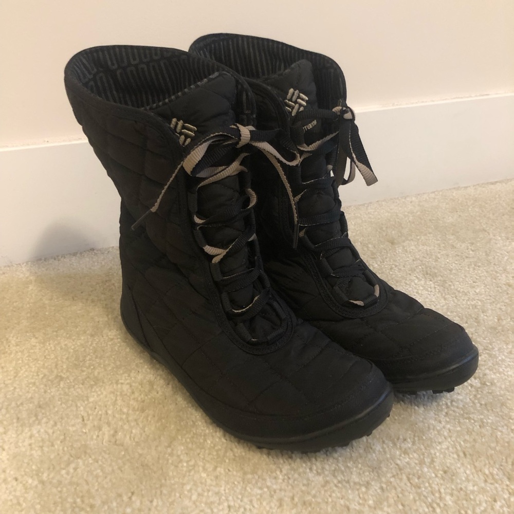 Columbia Womens 9 Black 200 Gram Winter Boots Omni-tech Lace Up Waterproof